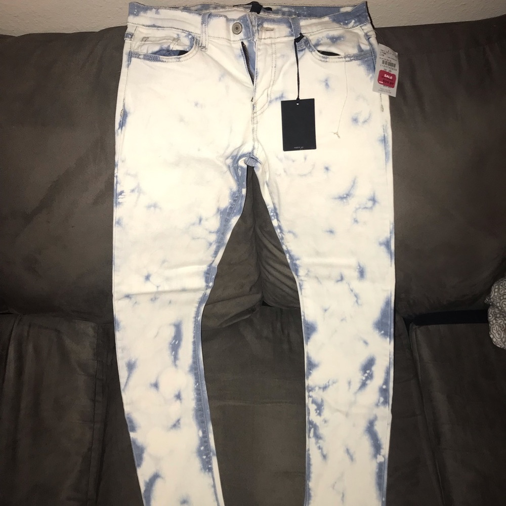 Buckle Flying Monkey Skinny Jeans